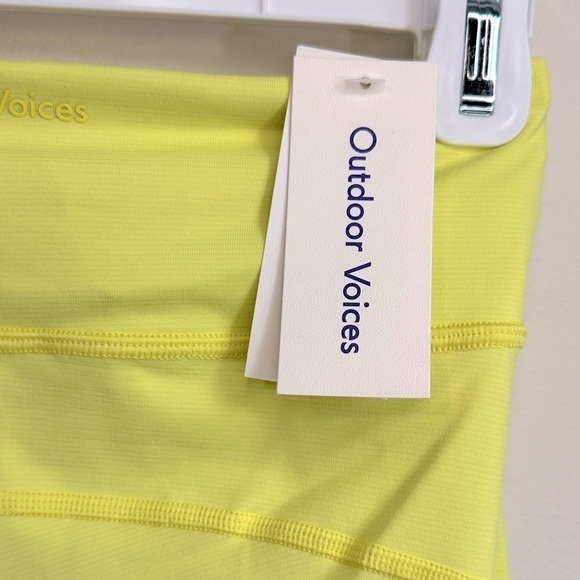 NWT Outdoor Voices Move Free 6” Bike Hike Workout Shorts Gecko Yellow Size Small - Picture 13 of 15